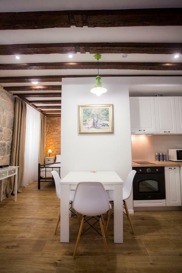 Studio Apartman Ana スプリト エクステリア 写真